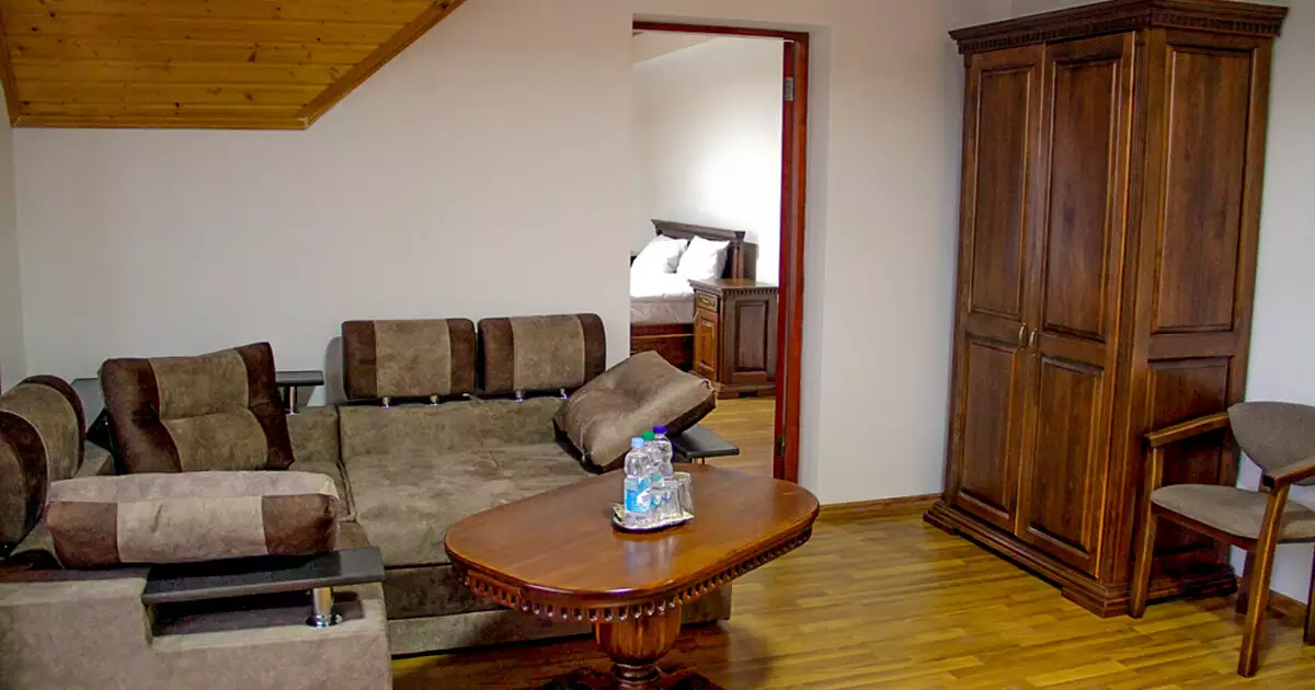 Готель «Фортуна», Міжгір’я