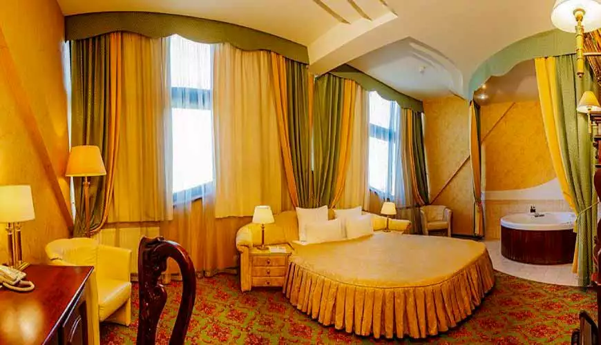 медовий місяць делюкс