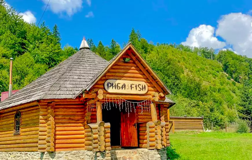 Hütte “Fisch Fisch” in Kololochava