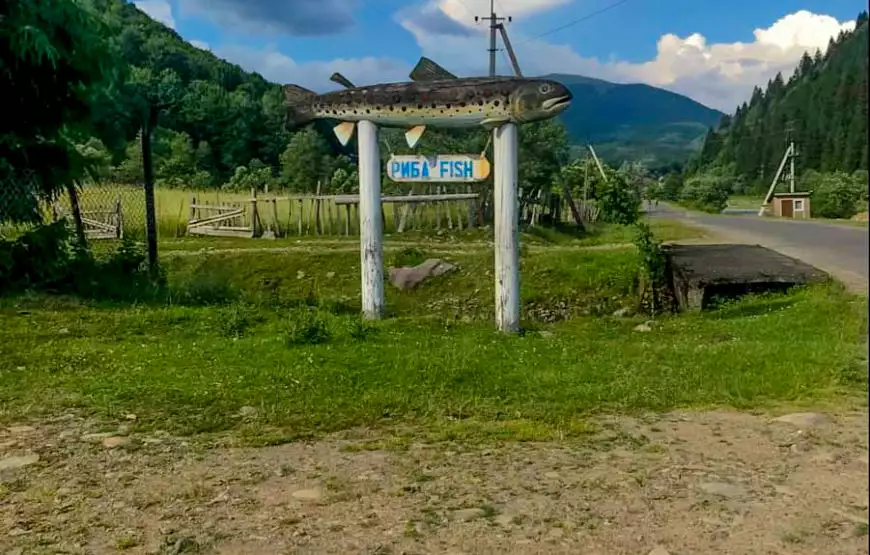 Hütte “Fisch Fisch” in Kololochava