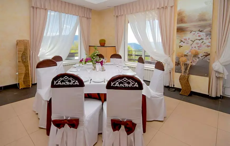 Restaurant of recreation center Kamyanka