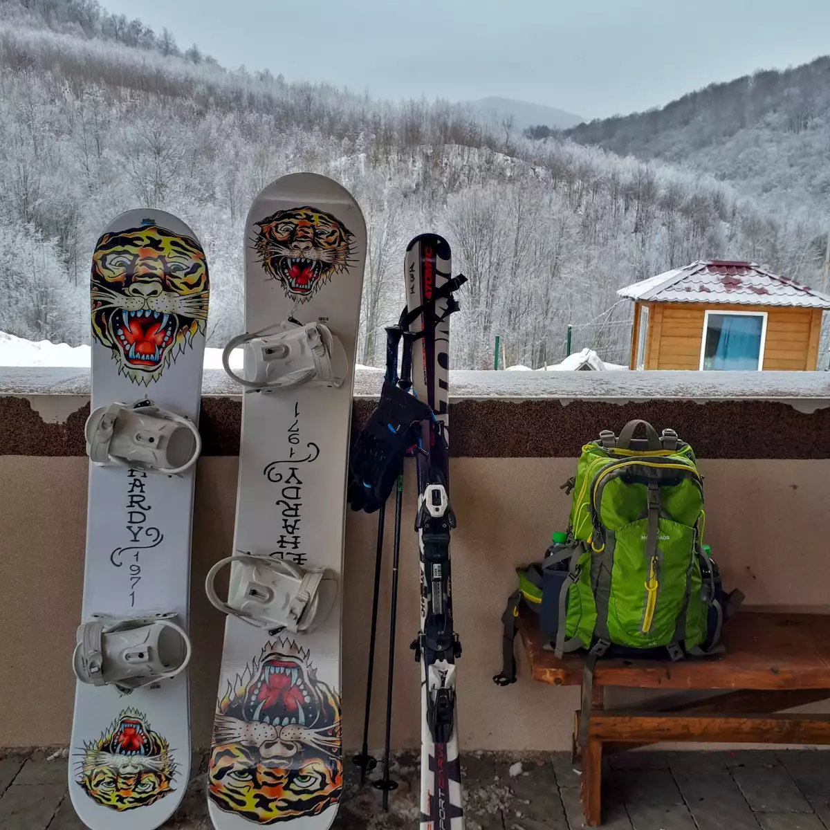 Оренда гірськолижного спорядження на ГК Ведмежа Оренда гірськолижного спорядження на ГК Ведмежа