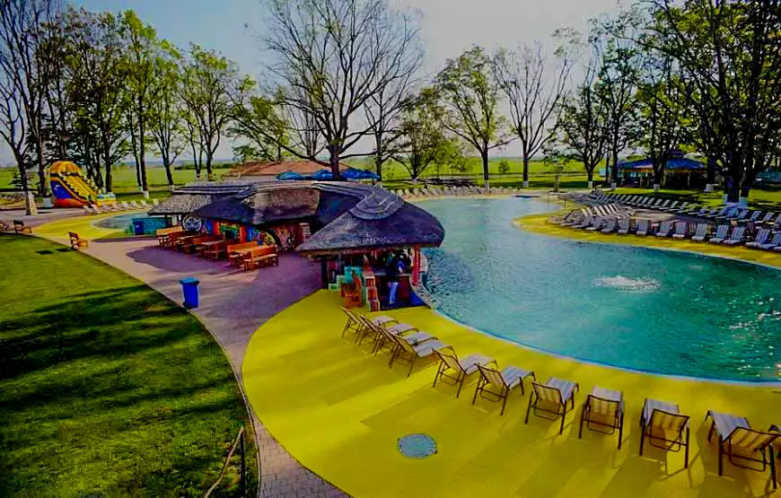 Готель комплексу «Термальні води Косино»