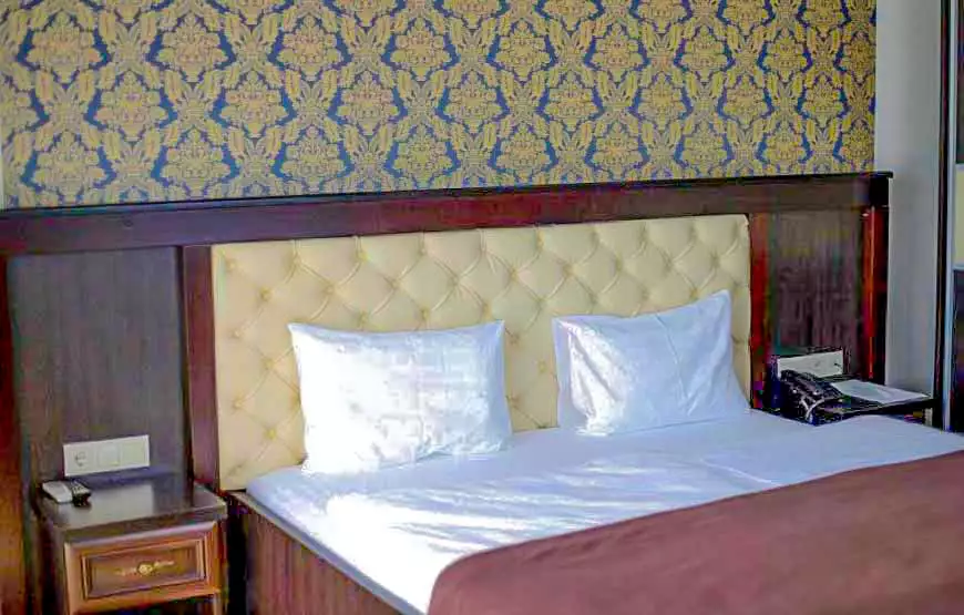 Готель “Ferdinand”, Мукачево