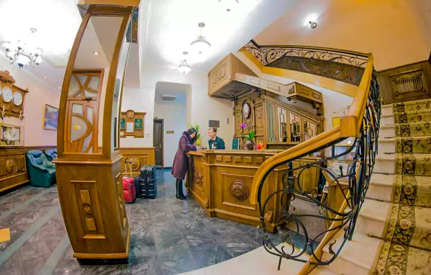 Готель “Стар”, Мукачево