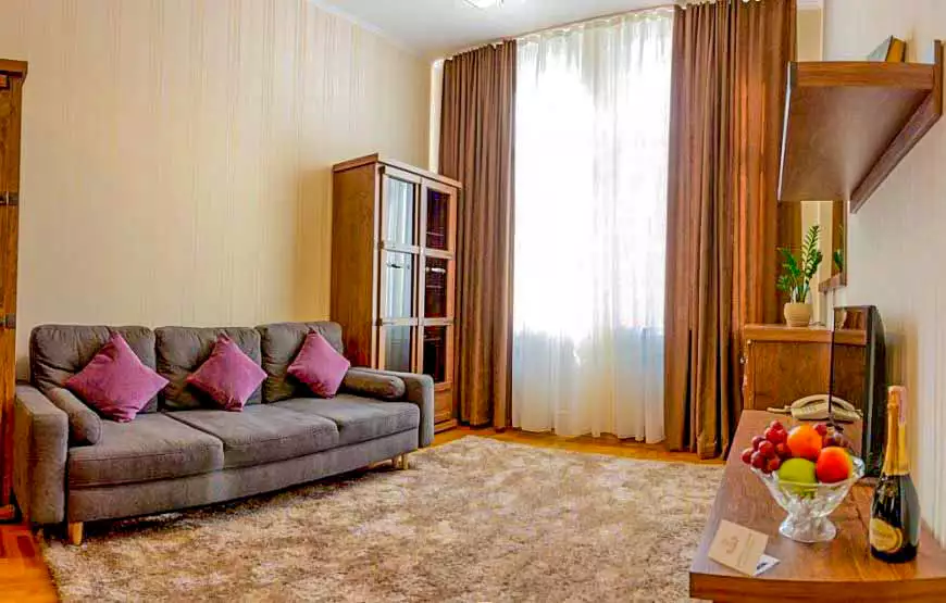 Готель “Стар”, Мукачево