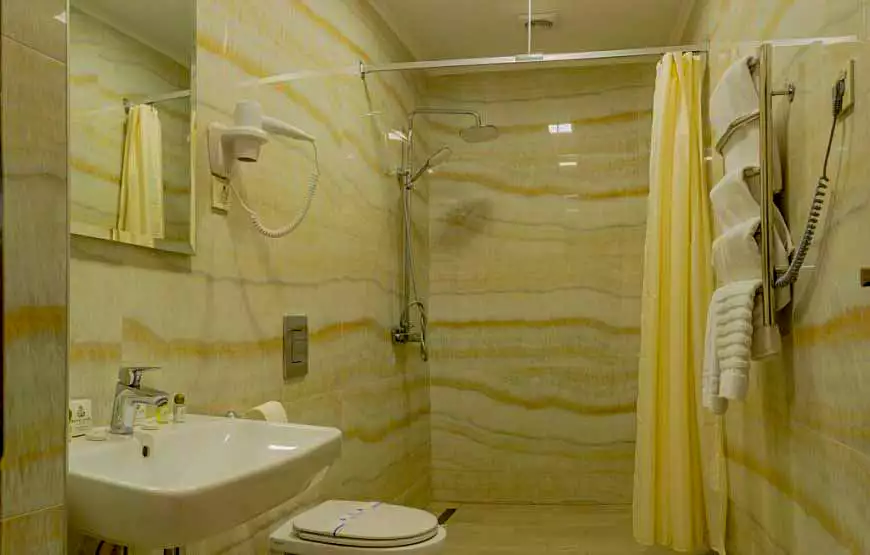 Готель “Стар”, Мукачево