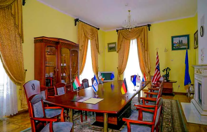 Готель “Стар”, Мукачево