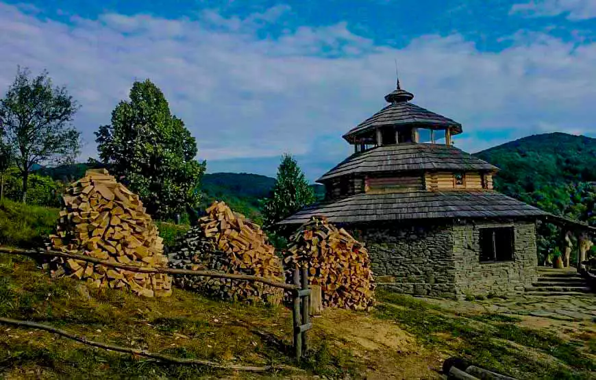 Отель “To Lem Ande”, Лумшоры