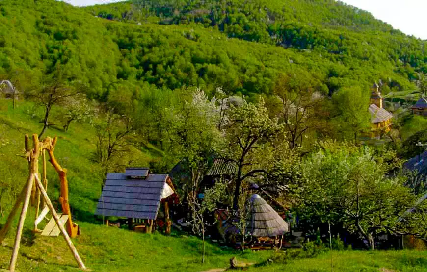 Отель “To Lem Ande”, Лумшоры