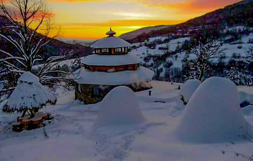 Отель “To Lem Ande”, Лумшоры
