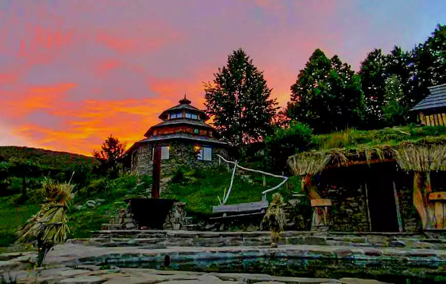 Отель “To Lem Ande”, Лумшоры