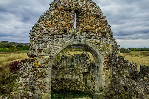 Руїни домініканського костелу Руїни домініканського костелу