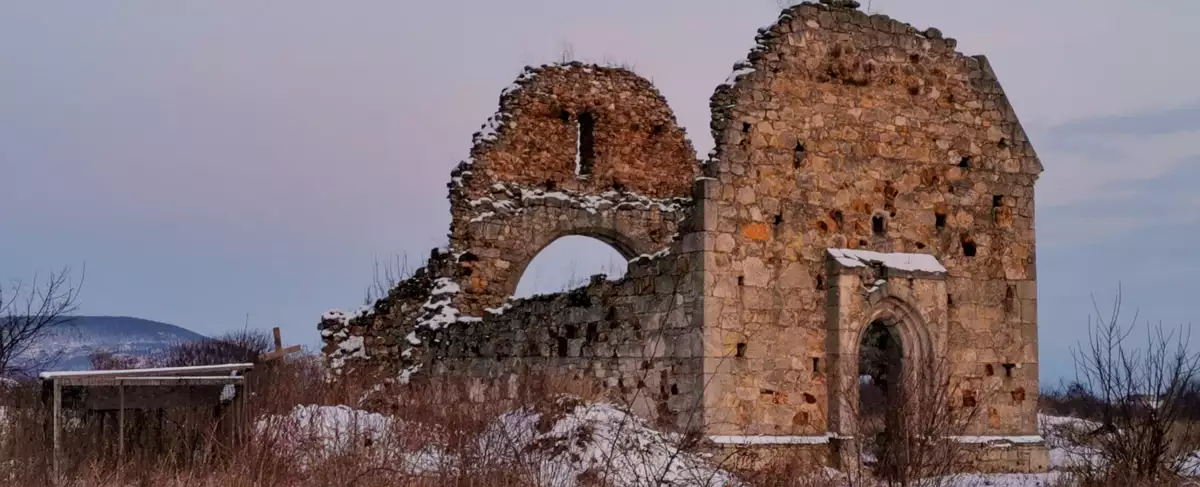 Руїни домініканського костелу