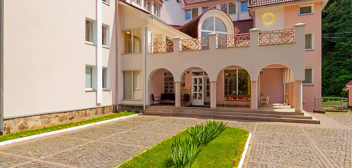 Санаторій «Сонячна Поляна»