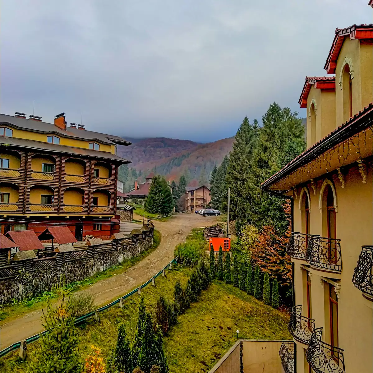 Hotel “Grand Pylypets”