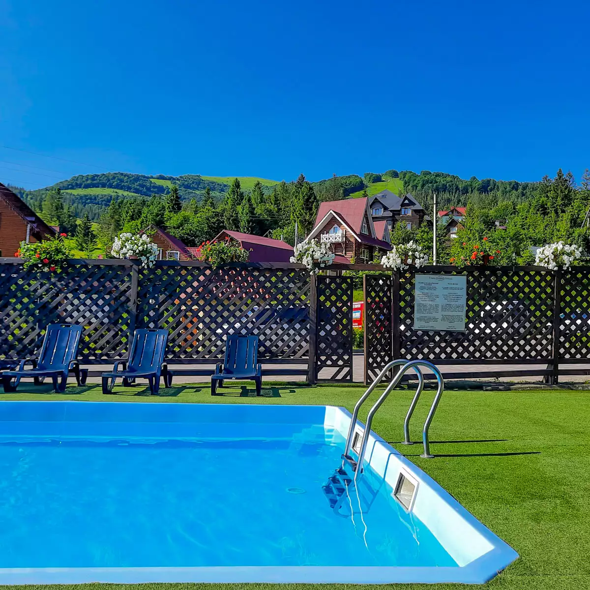 Hotel “Grand Pylypets”