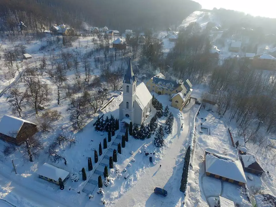 Римо-католицький храм Воздвиження Чесного Хреста