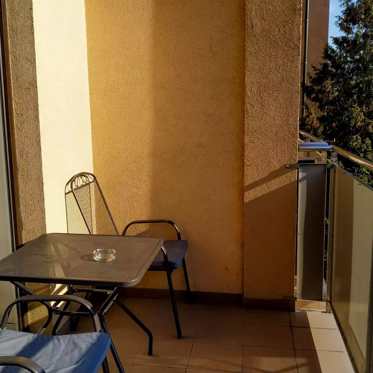 Hotel “Rakhiv Hotel & Apartments”