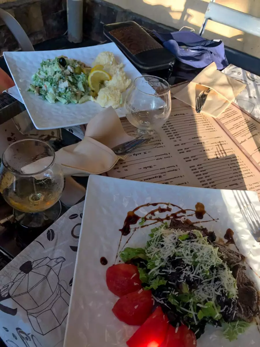 Restaurant im Hotel “Kvele Polyana”.