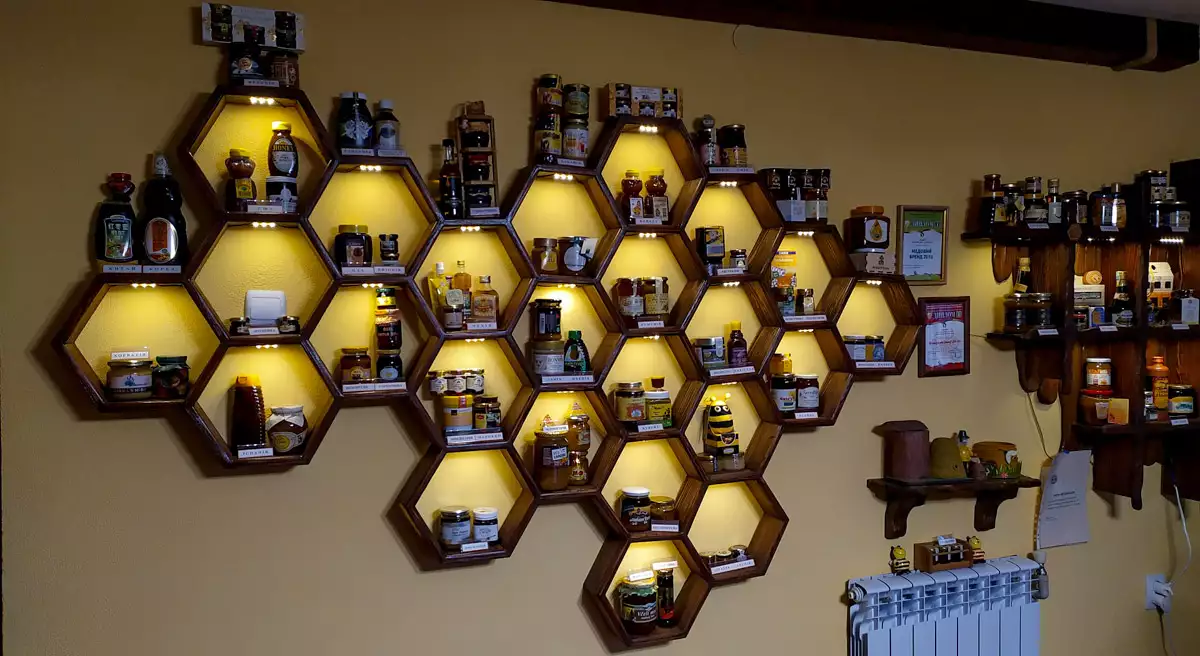 Дегустаційний зал «Медовий дім»