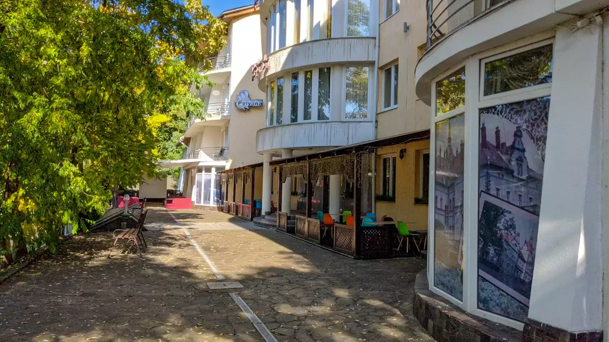 Restaurant im Hotel “Kvele Polyana”.