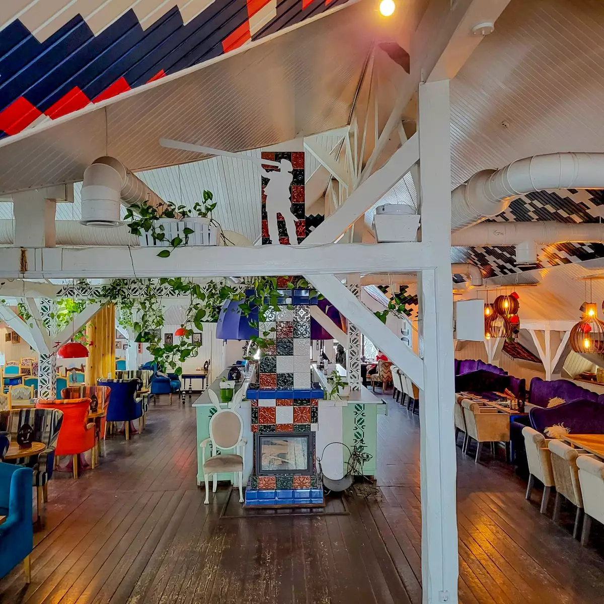 Ресторація «Гагарін та Бокораш»