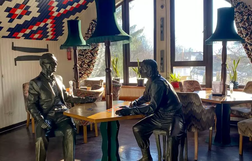 Ресторація «Гагарін та Бокораш»