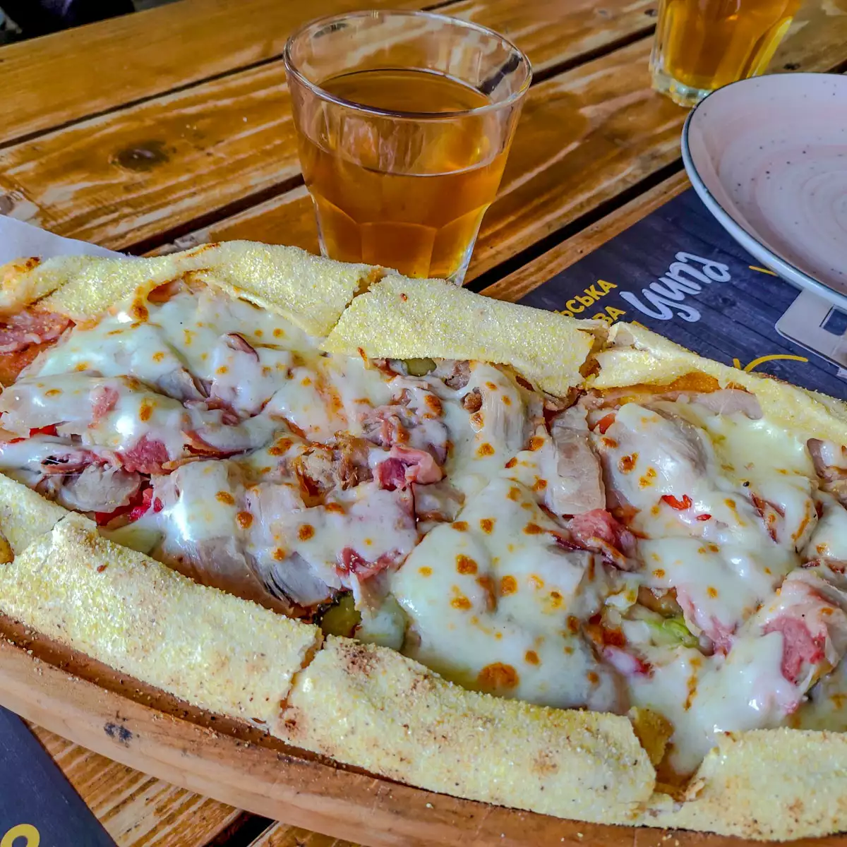 Pizzeria “Hutsul pizza with Gazdiv beer”