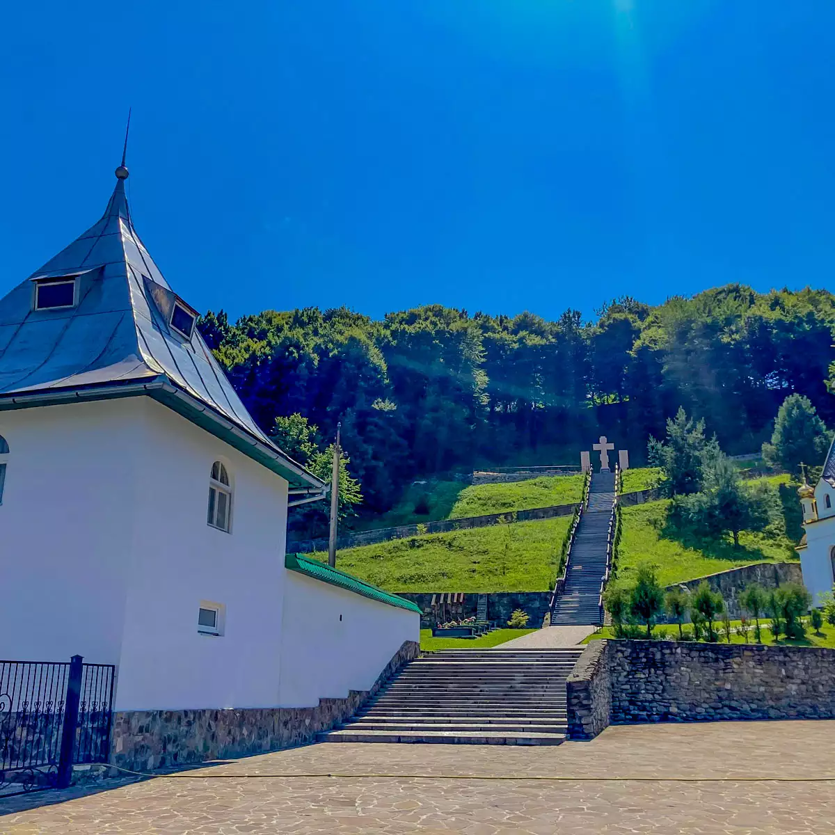 Кирило-Мефодіївський жіночий монастир