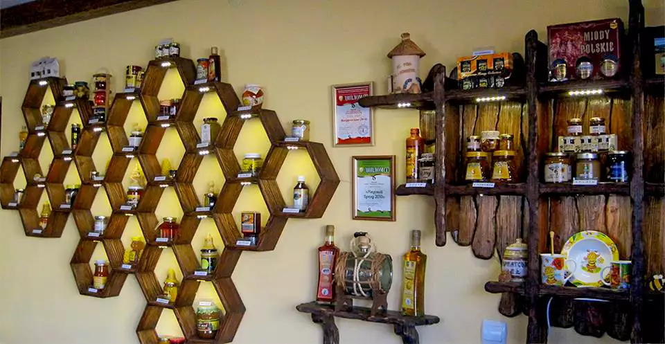 Дегустаційний зал «Медовий дім»