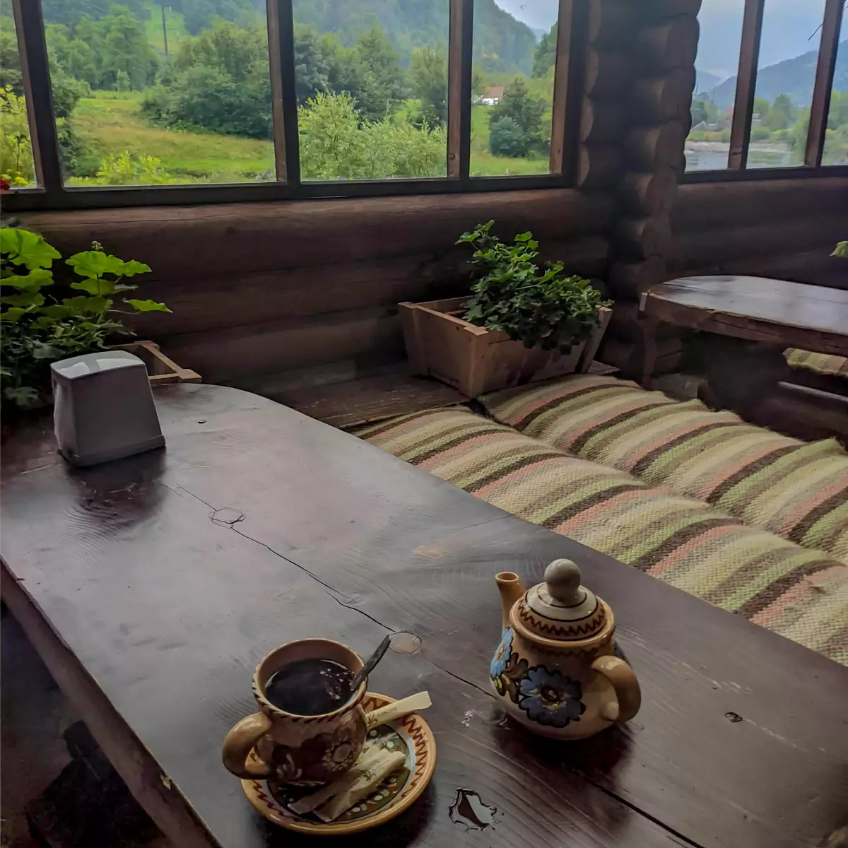 Кафе «Крайна хата»