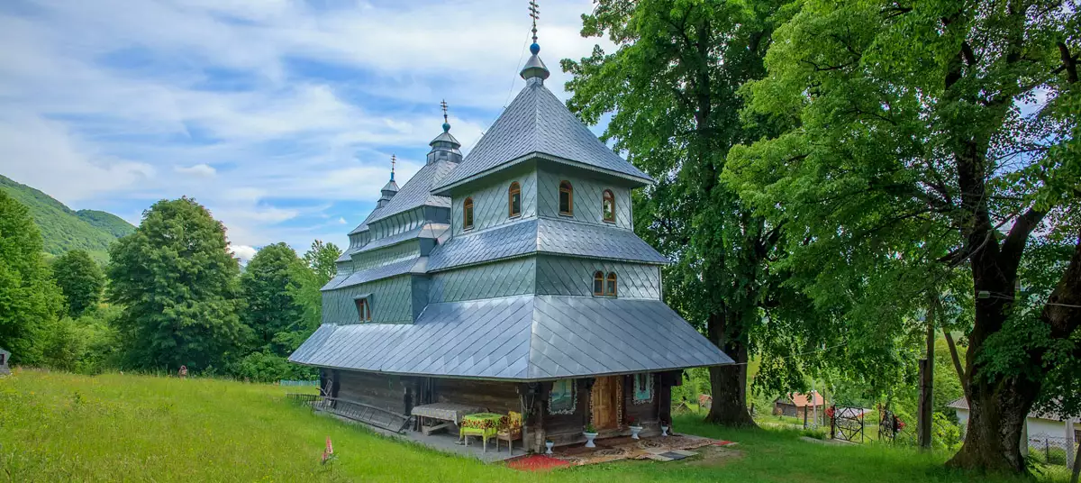 Свято-Михайлівська церква