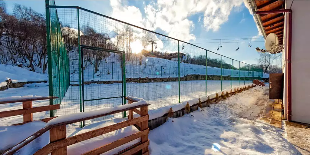 Готель «Alpen House»