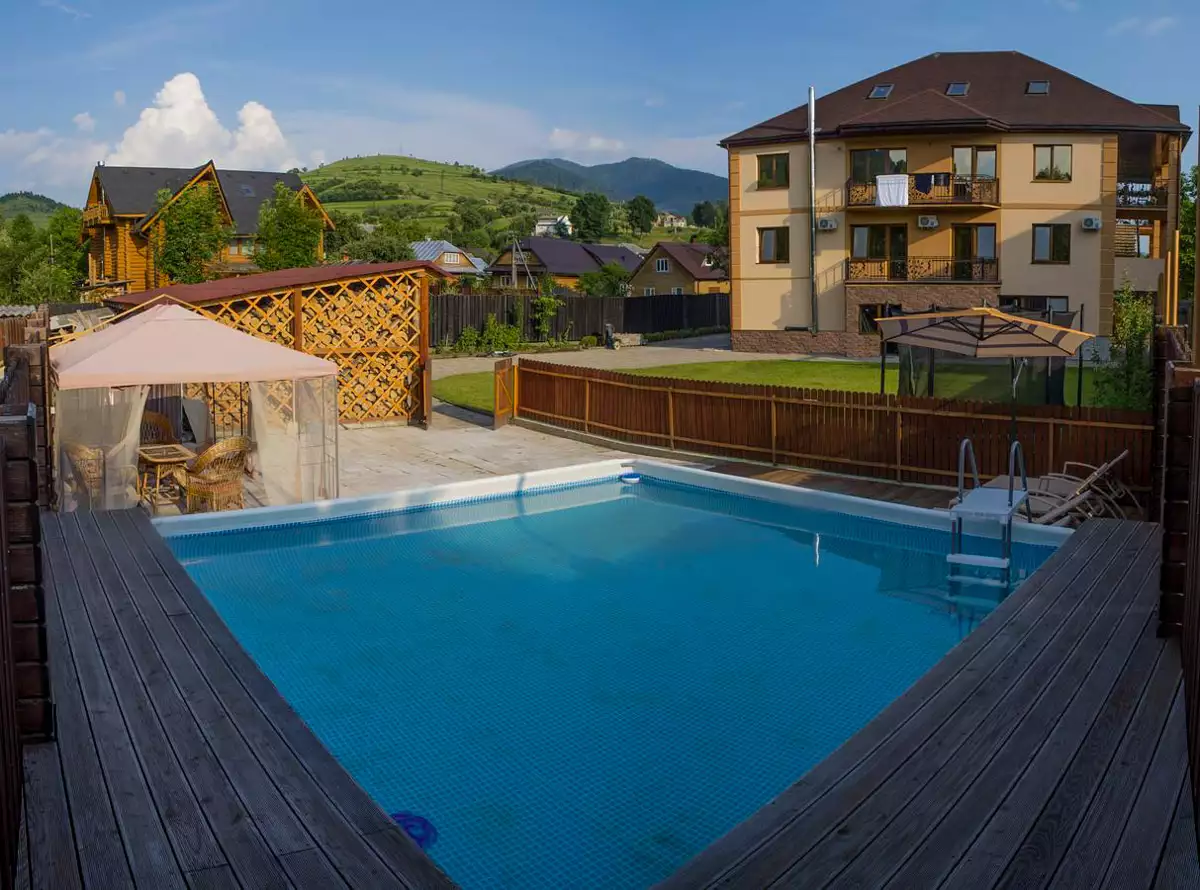 Готелі Міжгір'я