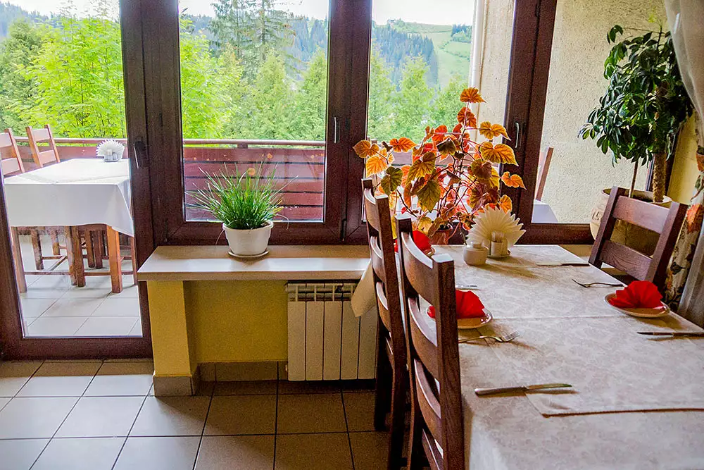 Ресторан «Перлина Карпат»