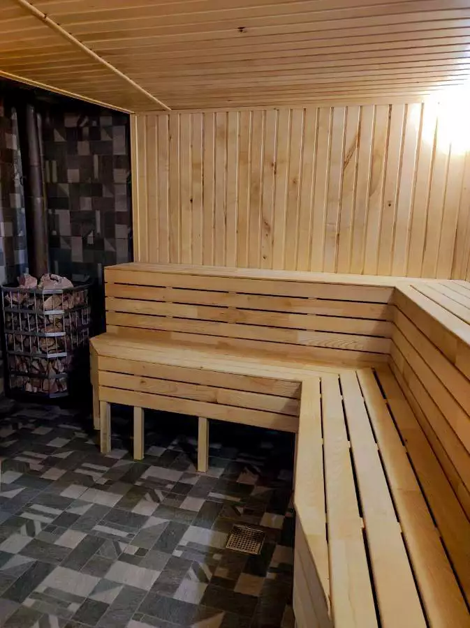 Aura Carpathian Hotel