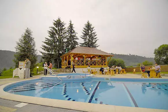 Ресторан «Перлина Карпат»