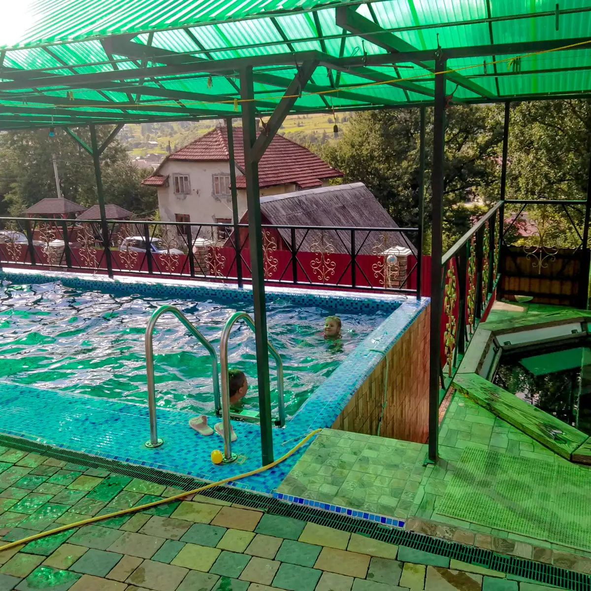 Aura Carpathian Hotel