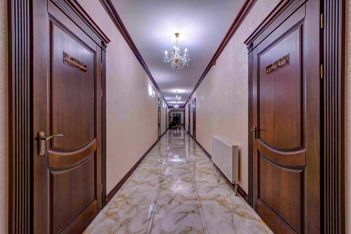 Отель «Continental»