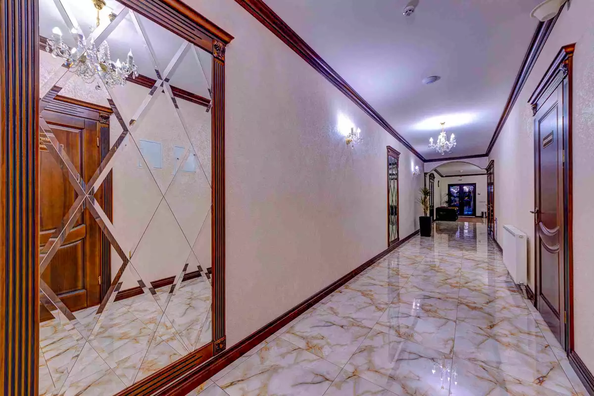 Отель «Continental»