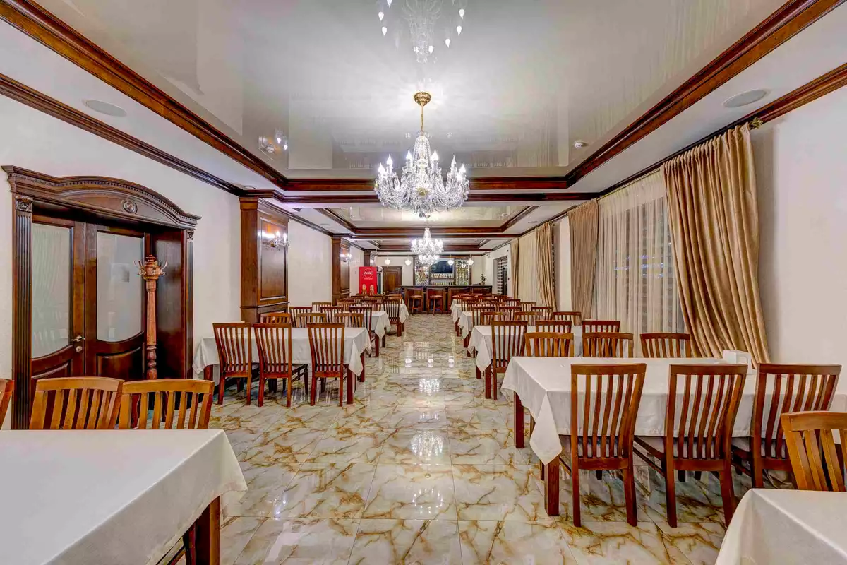 Отель «Continental»