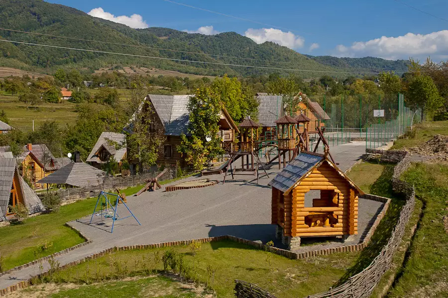 Готель «Новий Сезон»