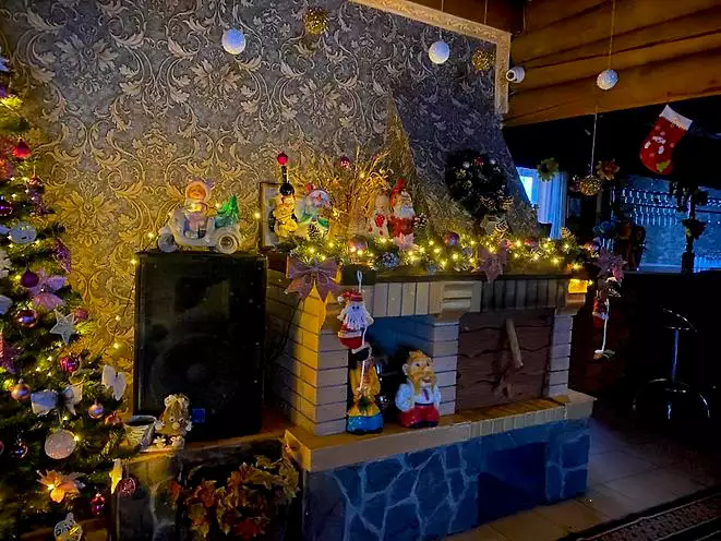 Готель «Верховинський двір»