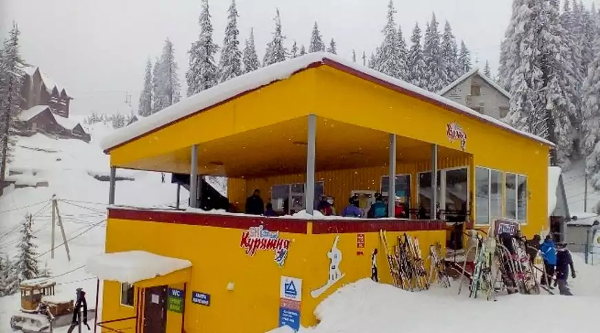 Café “Kuryatnia”