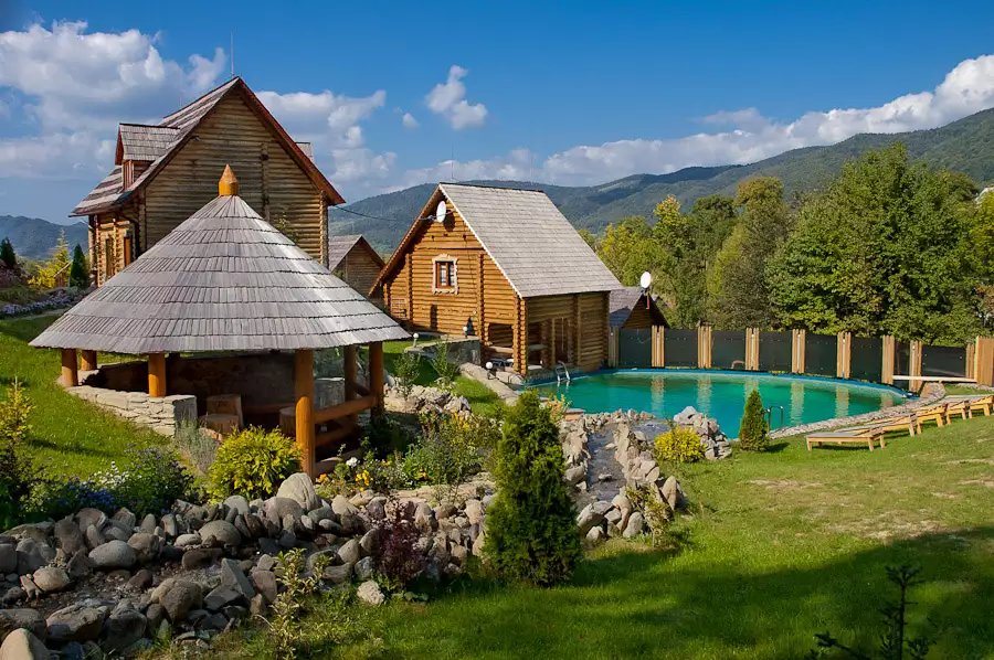 Готель «Новий Сезон»