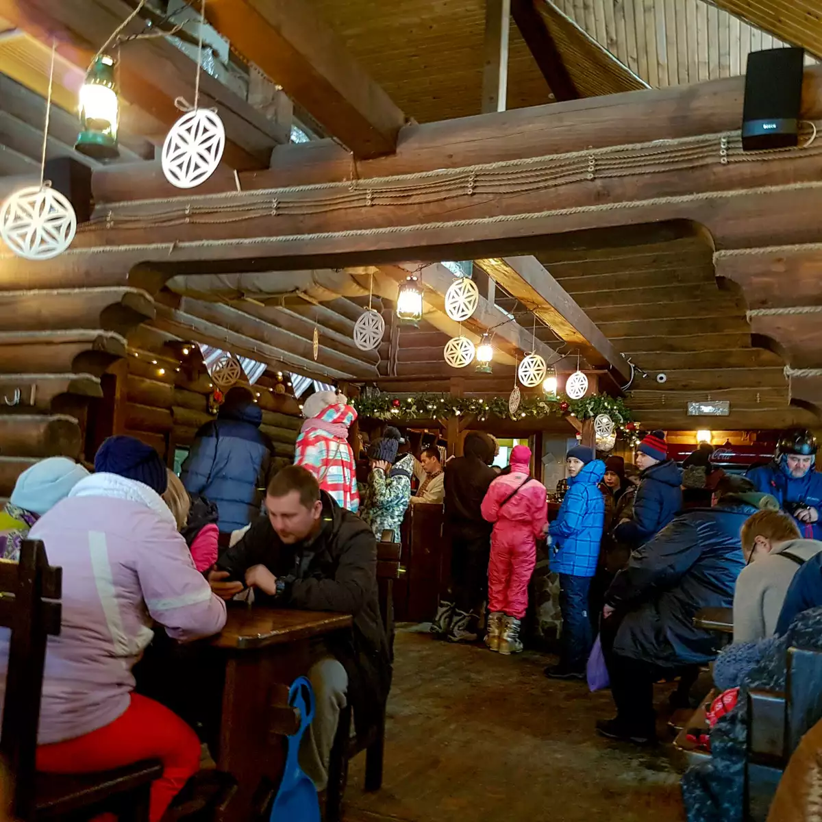 Кафе-колиба «Високий Верх»