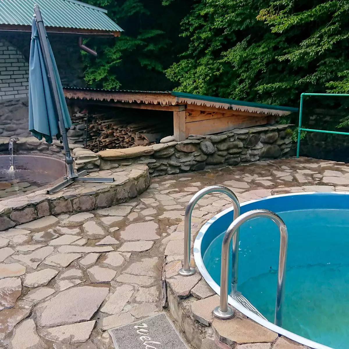 Отель «Водограй»