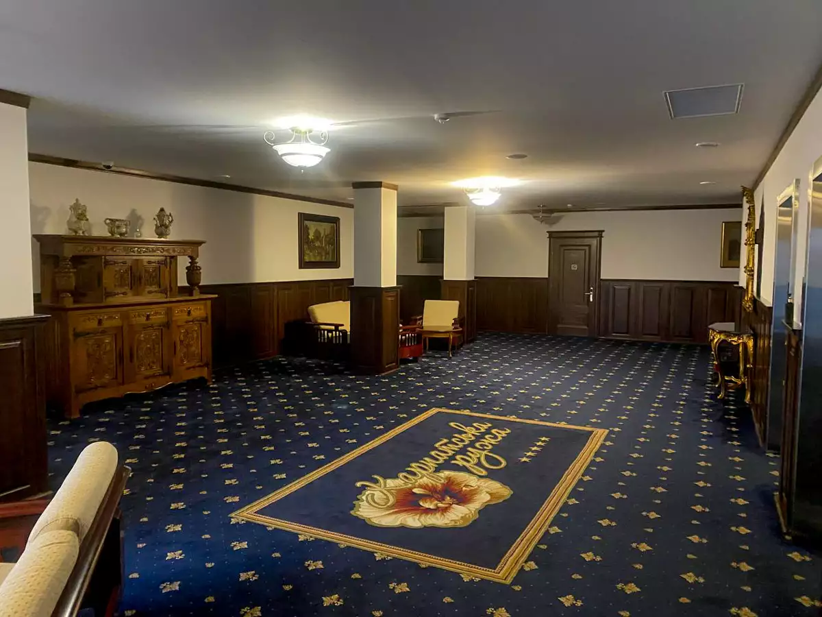 Hotel “Karpatenrose”