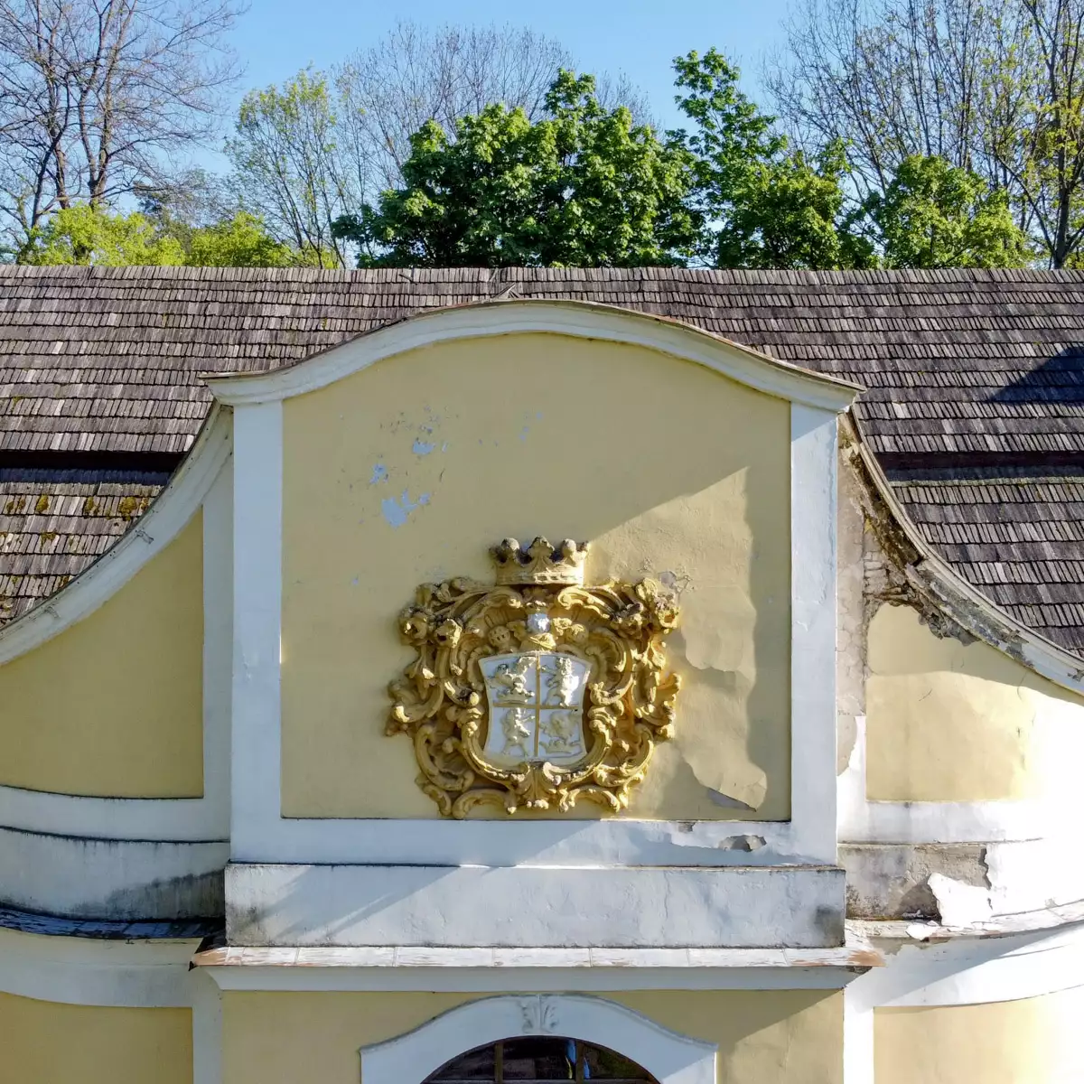 Палац-резиденція баронів Перені